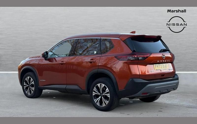 Used Nissan X-Trail N-Connecta 155 HP (114 kW) 2023 Orange SUV