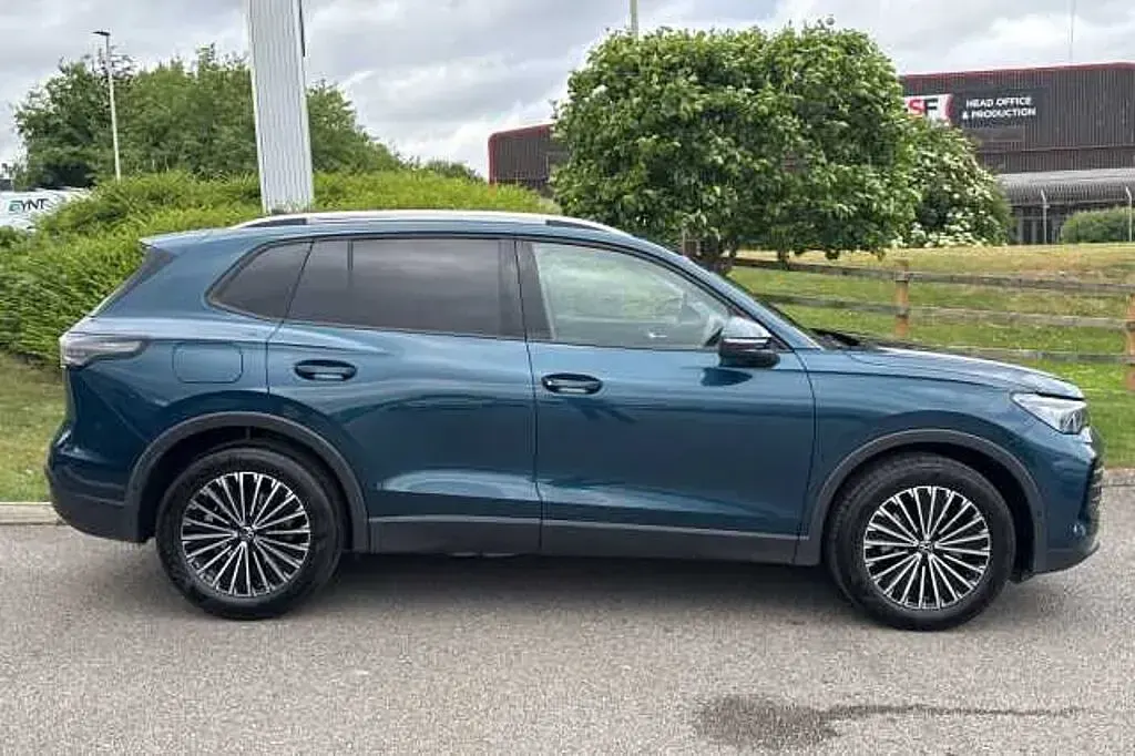 Used VW Tiguan 150 HP (110 kW) 2025 SUV