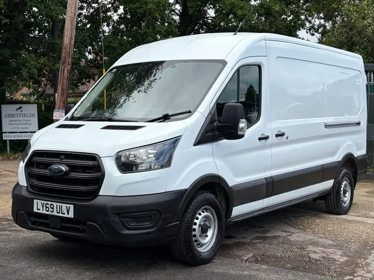 Used Ford Transit 130 HP (95 kW) 2020 White Van