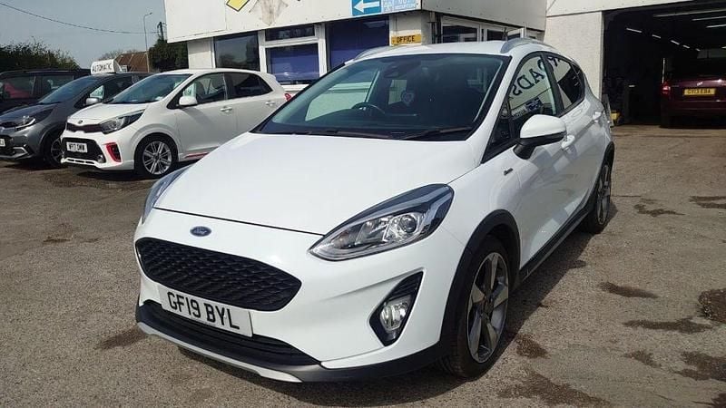 Used Ford Fiesta Active X 125 HP (91 kW) 2019 White Hatchback
