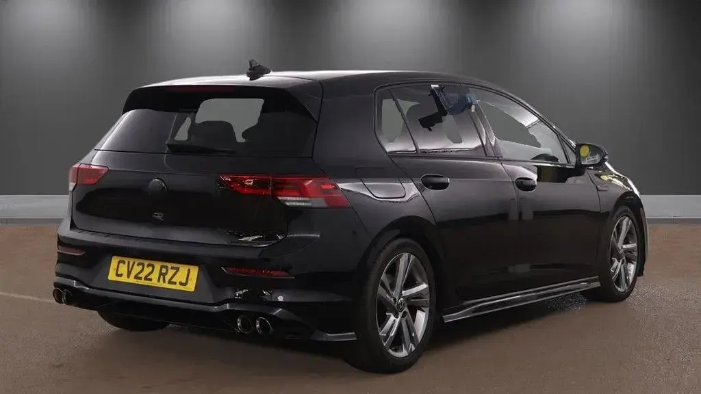 Used VW Golf VIII R-line 150 HP (110 kW) 2022 Black Hatchback