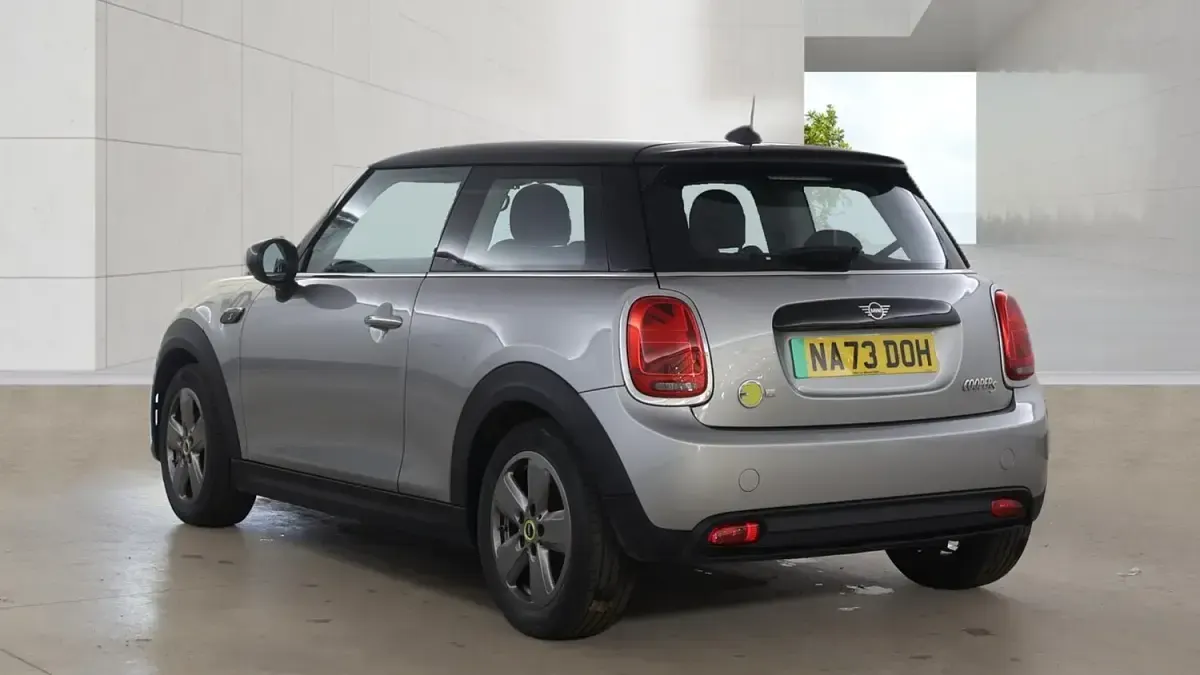 Used Mini Cooper S Hatch 135 kW (184 HP) 2023 Silver Hatchback
