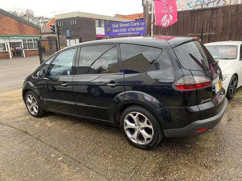 Used Ford S-MAX Titanium 2009 Black MPV