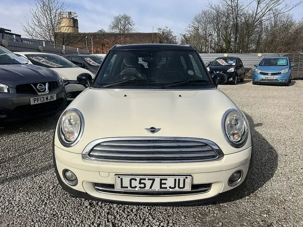 Usado Mini Cooper Clubman 118 CV (86 kW) 2007 Blanco Familiar