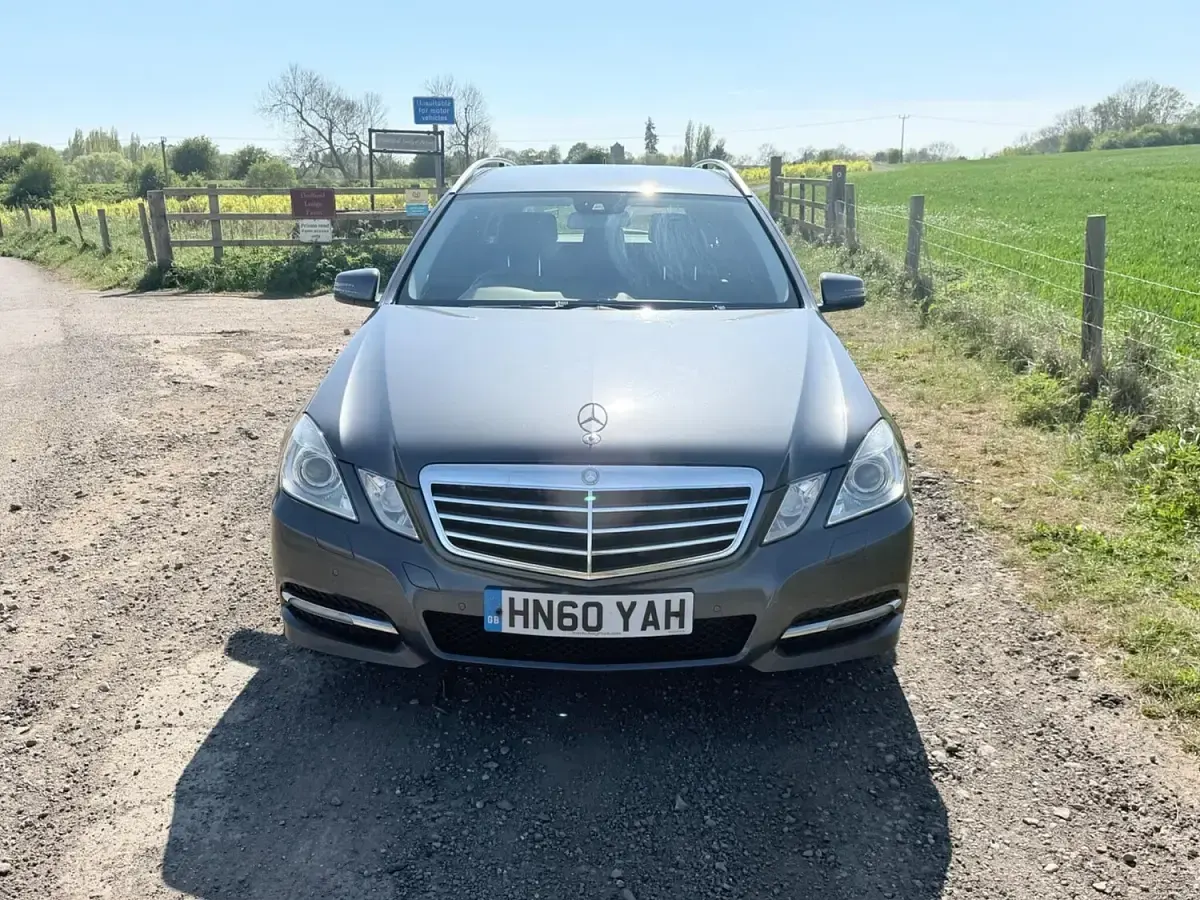 Used Mercedes E350 Avantgarde 2010 Grey Estate