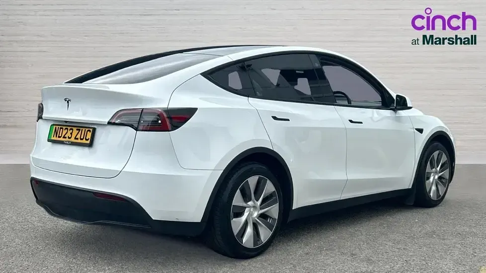 Used Tesla Model Y RWD 219 kW (299 HP) 2023 White SUV