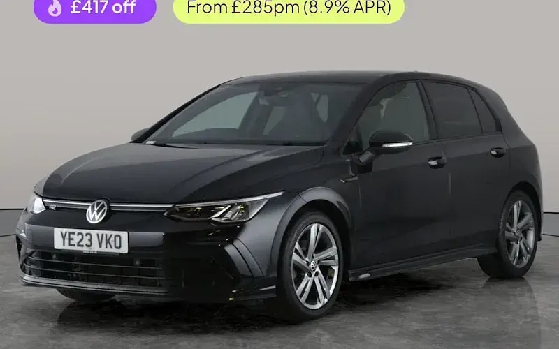 Second-hand VW Golf VIII R-line 150 CP (110 kW) 2023 Hatchback