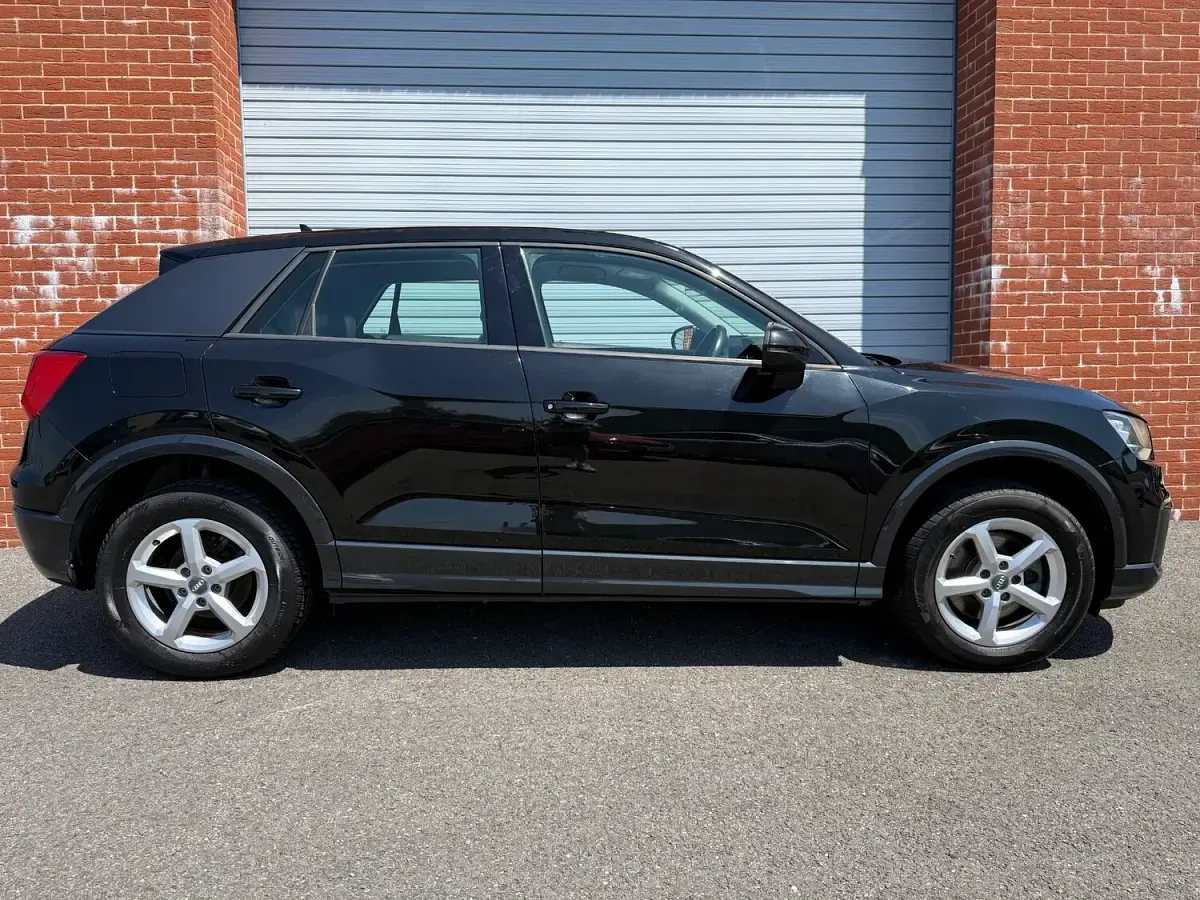 Used Audi Q2 Performance 150 HP (110 kW) 2017 Black SUV
