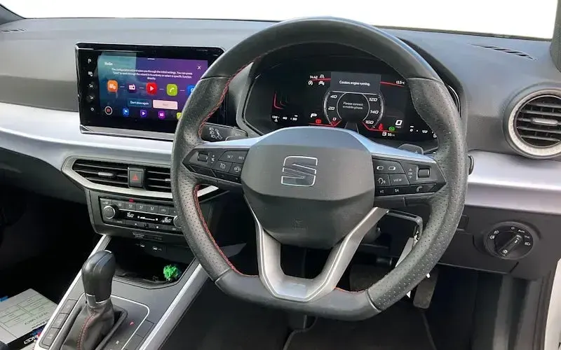 Used Seat Arona FR 150 HP (110 kW) 2025 SUV