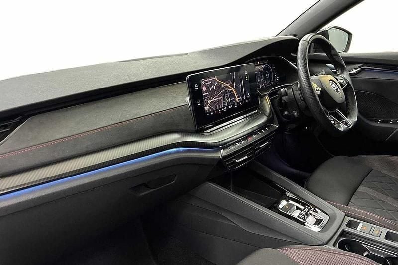 Used Skoda Octavia vRS 180 HP (132 kW) 2023 Graphite grey metallic Estate