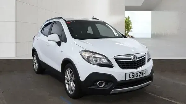 Used Vauxhall Mokka 140 HP (102 kW) 2016 White SUV