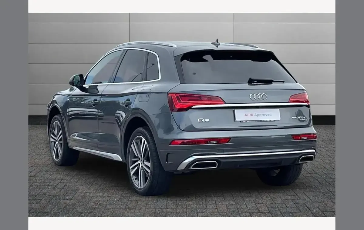 Used Audi Q5 Competition 367 HP (269 kW) 2021 Daytona grey SUV