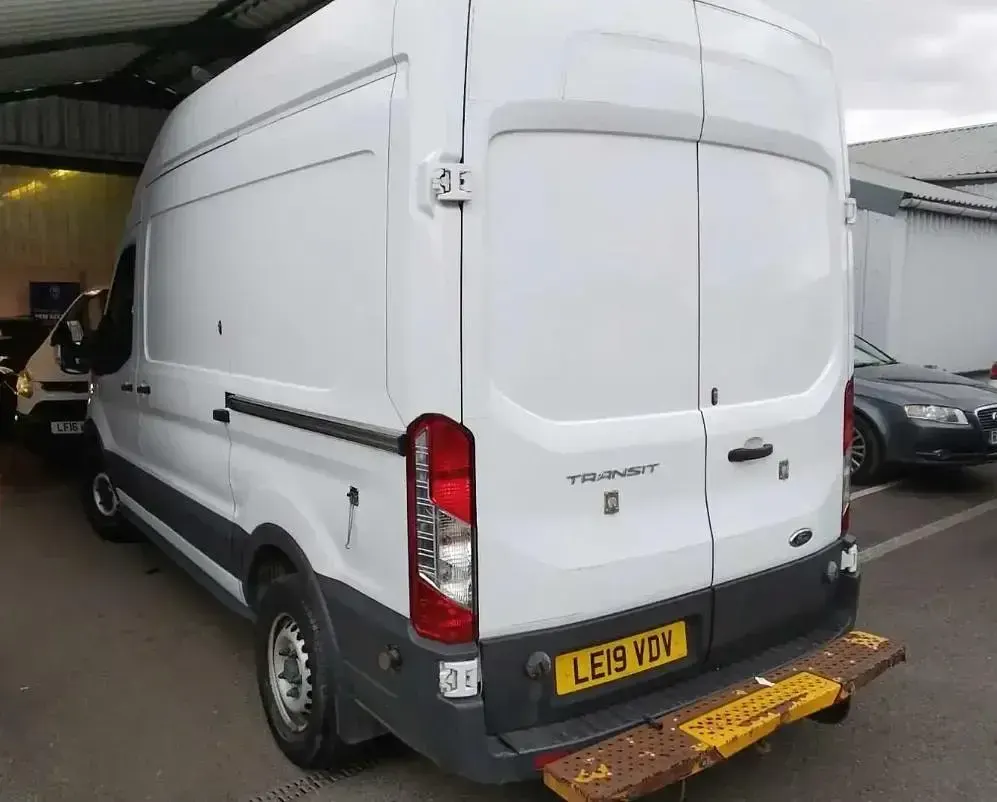 Used Ford Transit 130 HP (95 kW) 2019 White Van