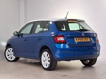 Used Skoda Fabia Colour Edition 75 HP (55 kW) 2018 Blue Hatchback