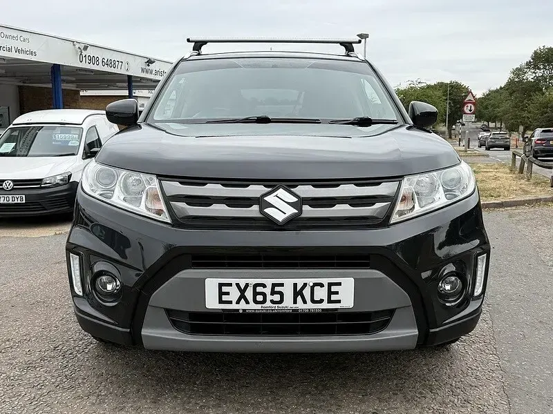 Used Suzuki Vitara SZ4 120 HP (88 kW) 2015 Black SUV