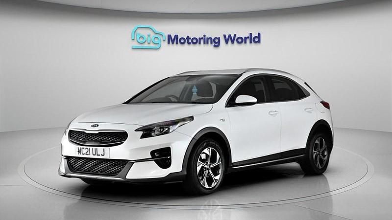 Used Kia XCeed 118 HP (86 kW) 2021 White SUV