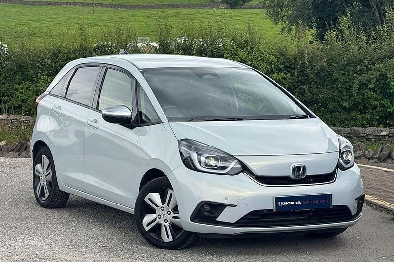White Used 2022 Honda Jazz Hybrid Hatchback | £18,245 (Fair price) - Image 1/4
