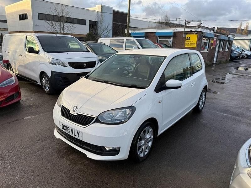 Used Skoda Citigo SE L 75 HP (55 kW) 2018 White Hatchback