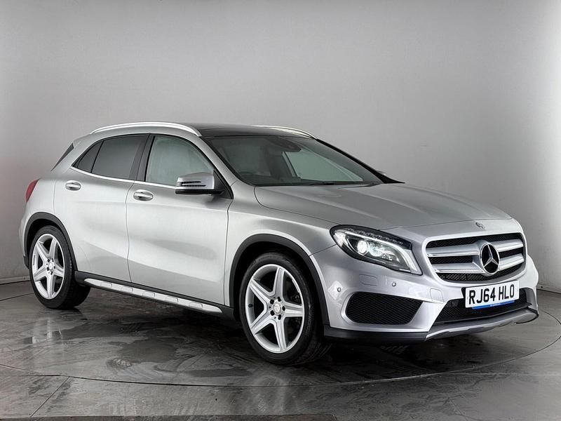 Used Mercedes GLA250 AMG line 2014 Silver SUV