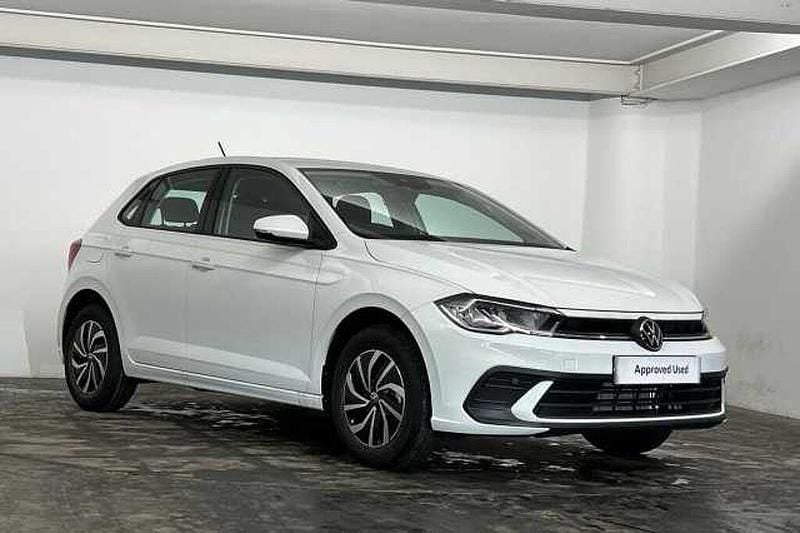 White New 2025 VW Polo Life Hatchback | £19,495 (Super price) - Image 1/4