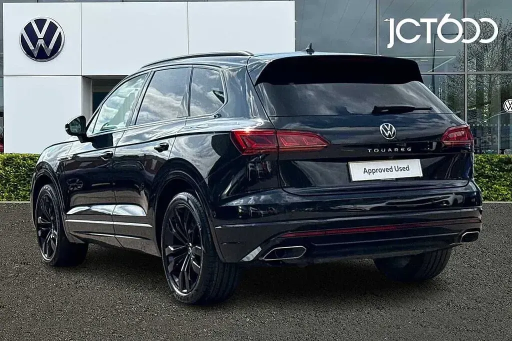 Used VW Touareg Black Edition 286 HP (210 kW) 2023 Black SUV