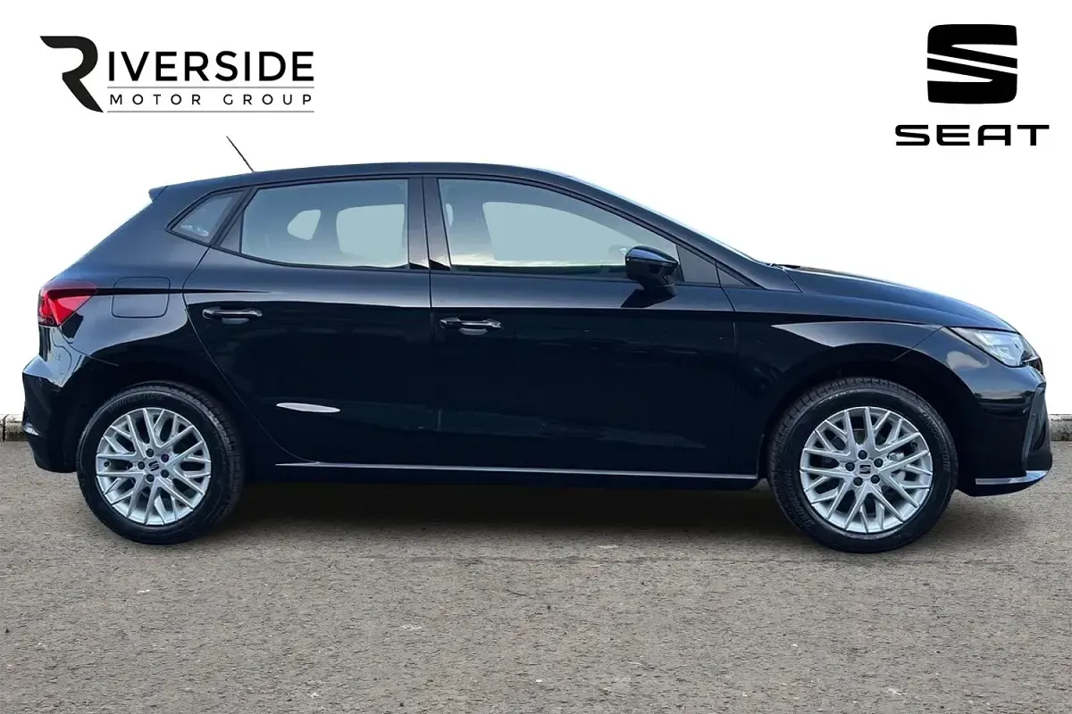 Begagnad Seat Ibiza SE 95 HK (69 kW) 2026 Svart Halvkombi
