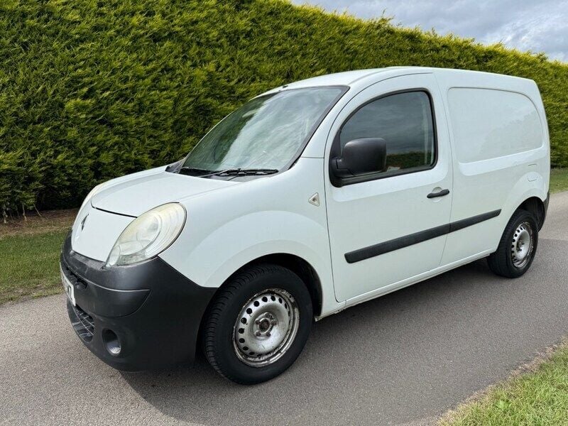 Used Renault Kangoo 2010 White MPV