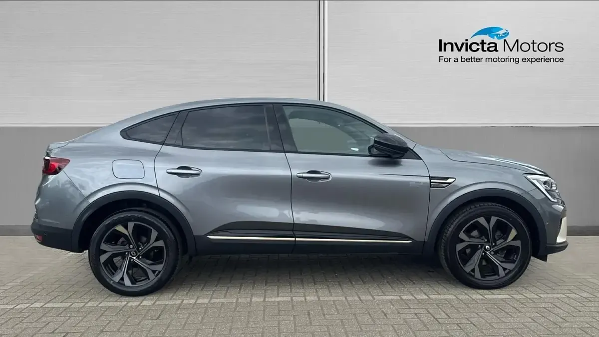 Używany Renault Arkana Engineered 145 KM (106 kW) 2023 Szary SUV