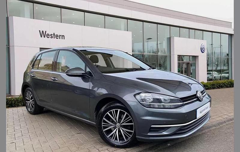 Grey Used 2017 VW Golf VII SE Hatchback | £11,499 (Fair price) - Image 1/4