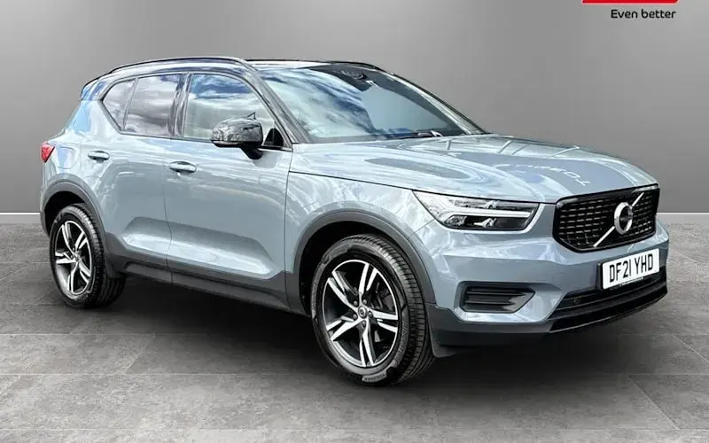 Used Volvo XC40 R-Design 163 HP (119 kW) 2021 SUV