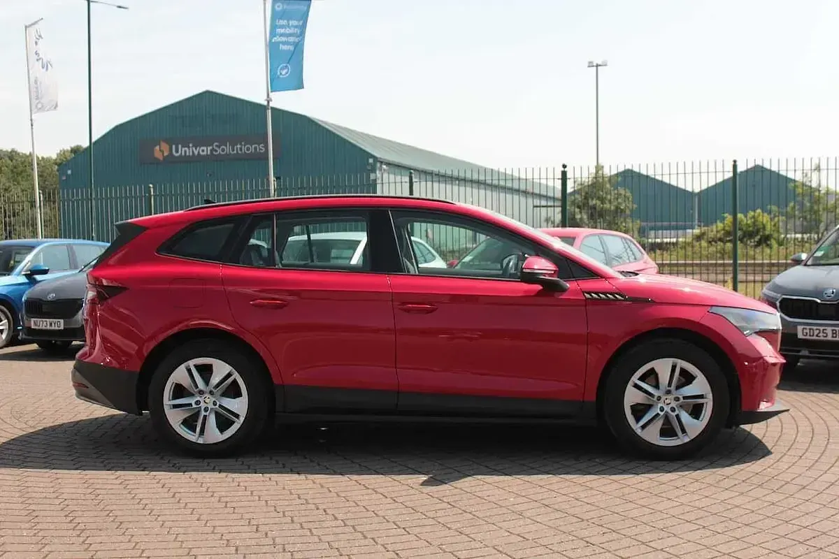 Used Skoda Enyaq iV ecoSuite 131 kW (179 HP) 2022 Velvet red metallic SUV