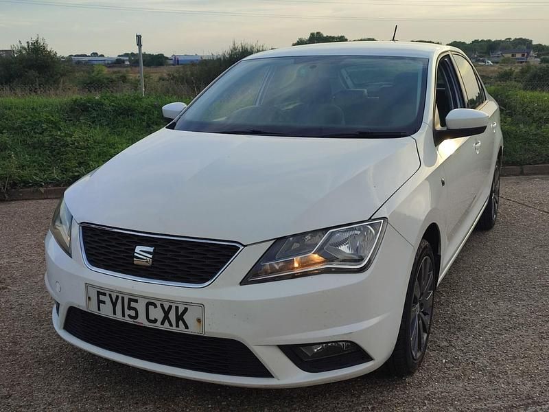 White Used 2015 Seat Toledo Ecomotive Hatchback | £1,650 - Image 1/4