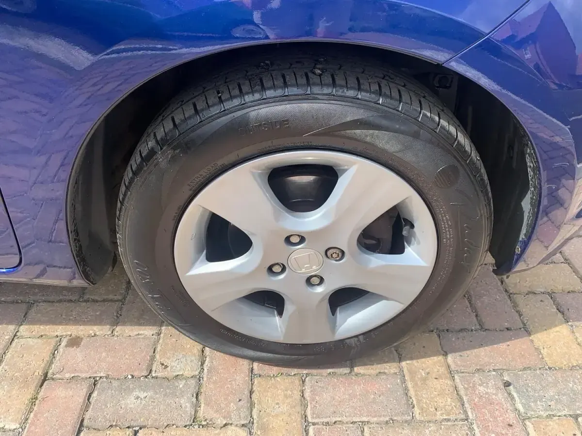 Used Honda Jazz ES 100 HP (73 kW) 2010 Blue Hatchback