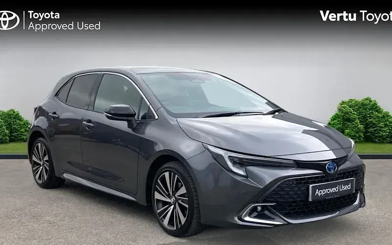 Usado Toyota Corolla Design 140 CV (102 kW) 2026 Utilitario