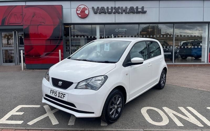 White Used 2015 Seat Mii I-Tech Hatchback | £5,876 (Fair price) - Image 1/4