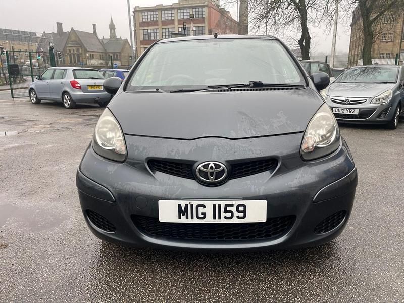 Used Toyota Aygo 2011 Grey Hatchback