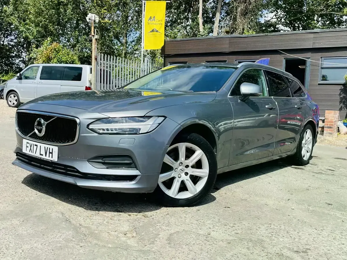 Used Volvo V90 Momentum 2017 Grey Estate