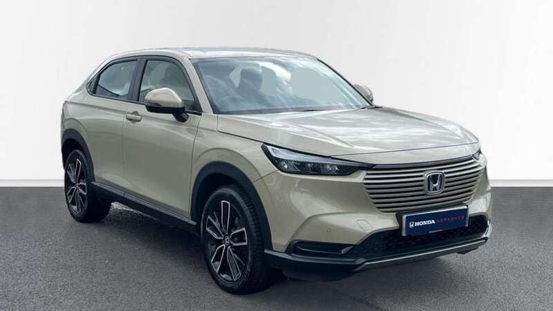 Used Honda HR-V Elegance 131 HP (96 kW) 2022 Beige  SUV