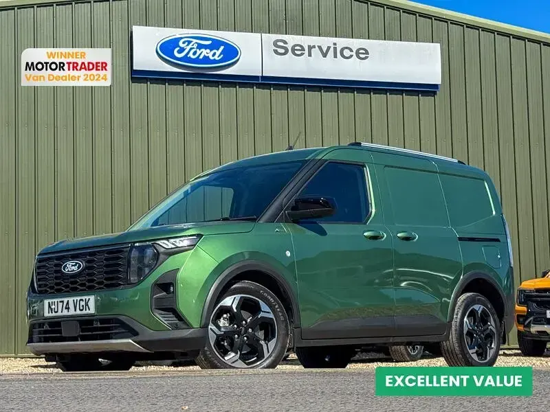Begagnad Ford Transit Active 2025 Grön Van