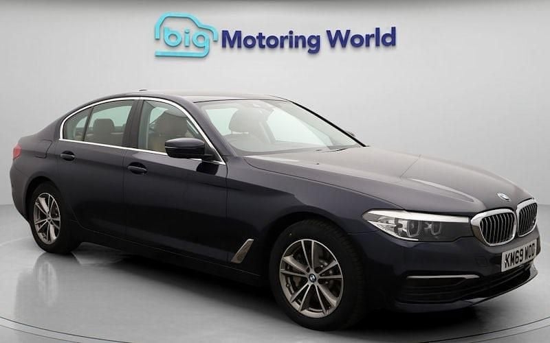 Used 2019 BMW 530e Sedan | £15,000 (Good price) - Image 1/4