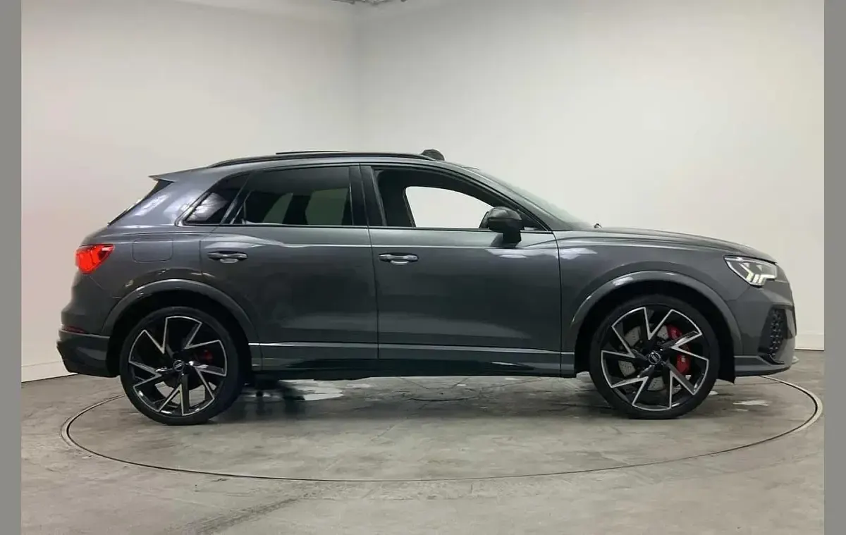 Used Audi RS Q3 Advanced 400 HP (294 kW) 2020 Grey SUV
