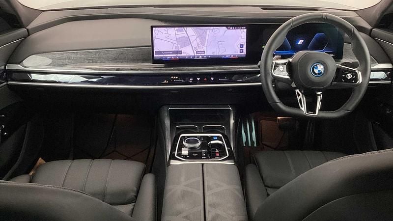 Usado BMW i7 Comfort Edition 478 kW (650 CV) 2025 Azul Berlina