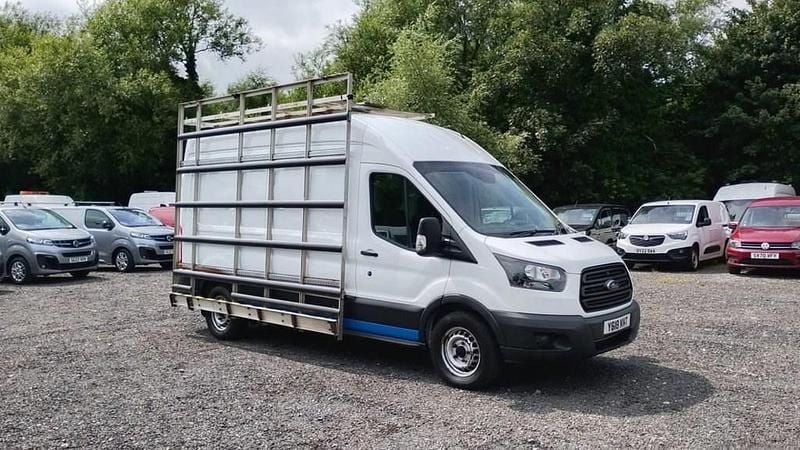 White Used 2018 Ford Transit Van | £9,490 (Good price) - Image 1/4