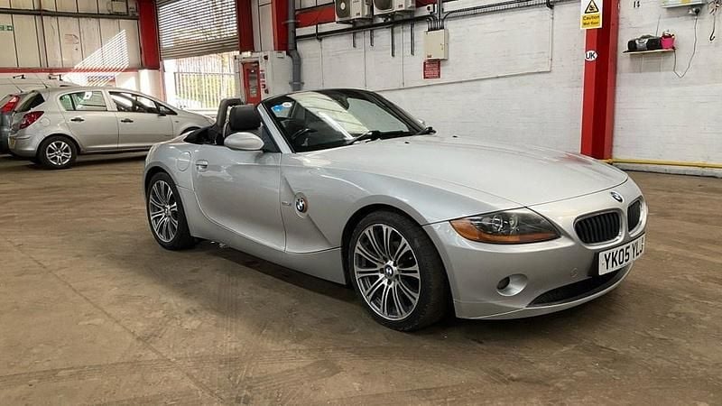 Silver Used 2005 BMW Z4 Cabriolet | £3,599 (Fair price) - Image 1/3