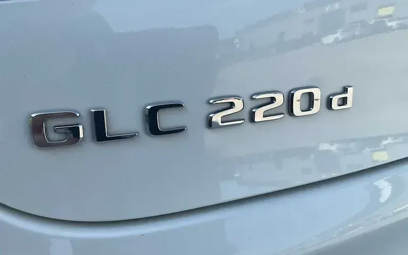 Used Mercedes GLC220 170 HP (125 kW) 2019 White SUV