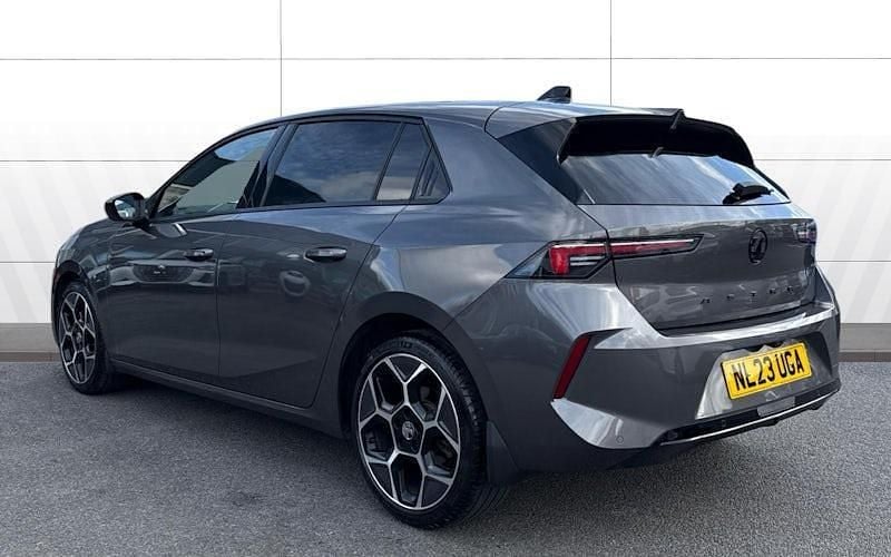 Used Vauxhall Astra 131 HP (96 kW) 2025 Hatchback