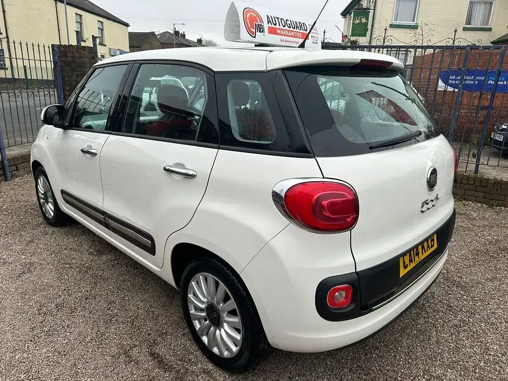 Used Fiat 500L Pop Star 85 HP (62 kW) 2014 White MPV