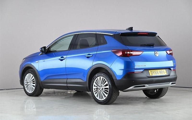 Used Vauxhall Grandland X Sport 131 HP (96 kW) 2018 Blue SUV