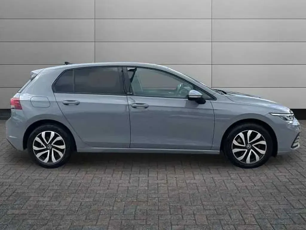 Used VW Golf VIII Active 130 HP (95 kW) 2021 Grey Hatchback