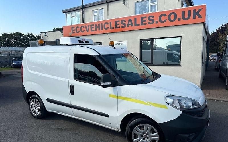 Used Fiat Doblò 95 HP (69 kW) 2019 MPV